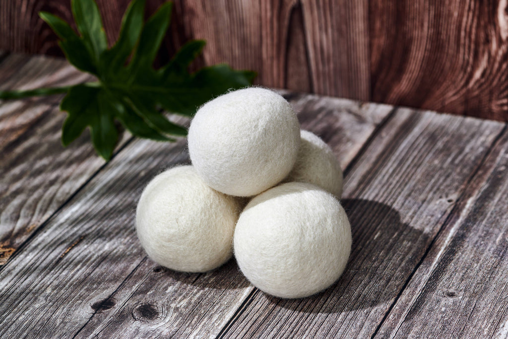 Desesh - Wool Dryer Balls (Bulk, Unpackaged)